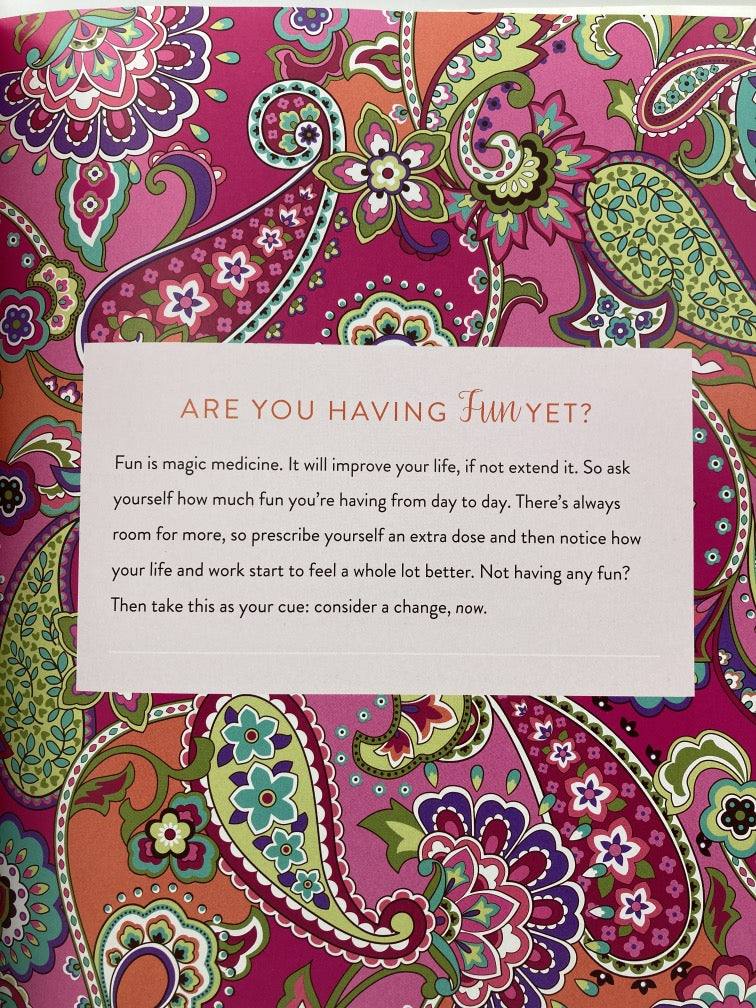 A Colorful Way of Living: How to Be More, Create More, Do More the Vera Bradley Way