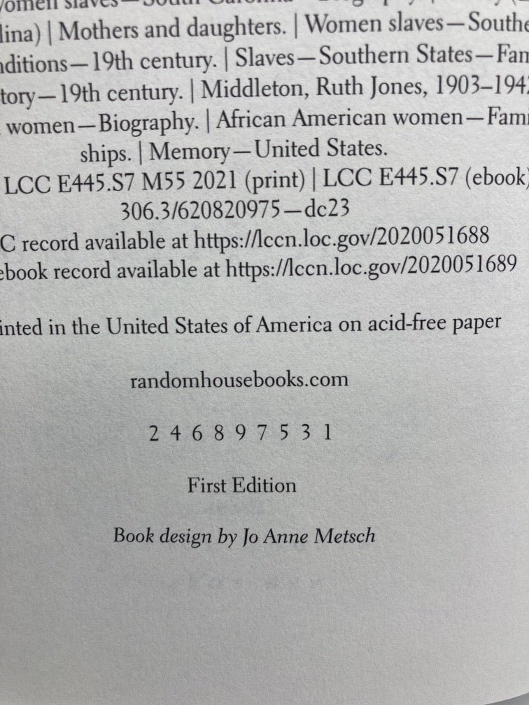 All That She Carried: The Journey of Ashley's Sack, a Black Family Keepsake