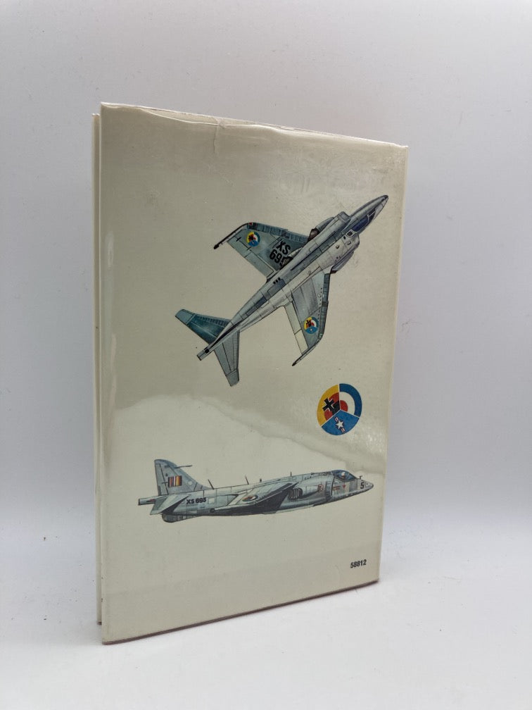 The Pocket Encyclopedia of World Aircraft in Color: Fighters