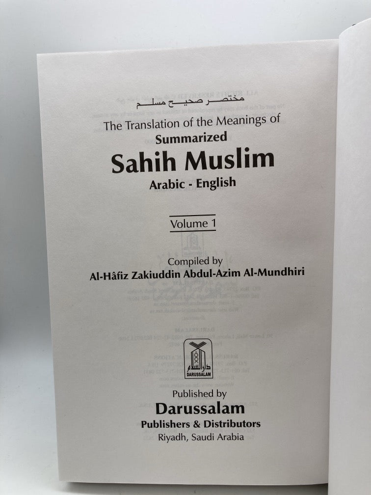 Summarized Sahih Muslim: Arabic-English (2 Volume Set)